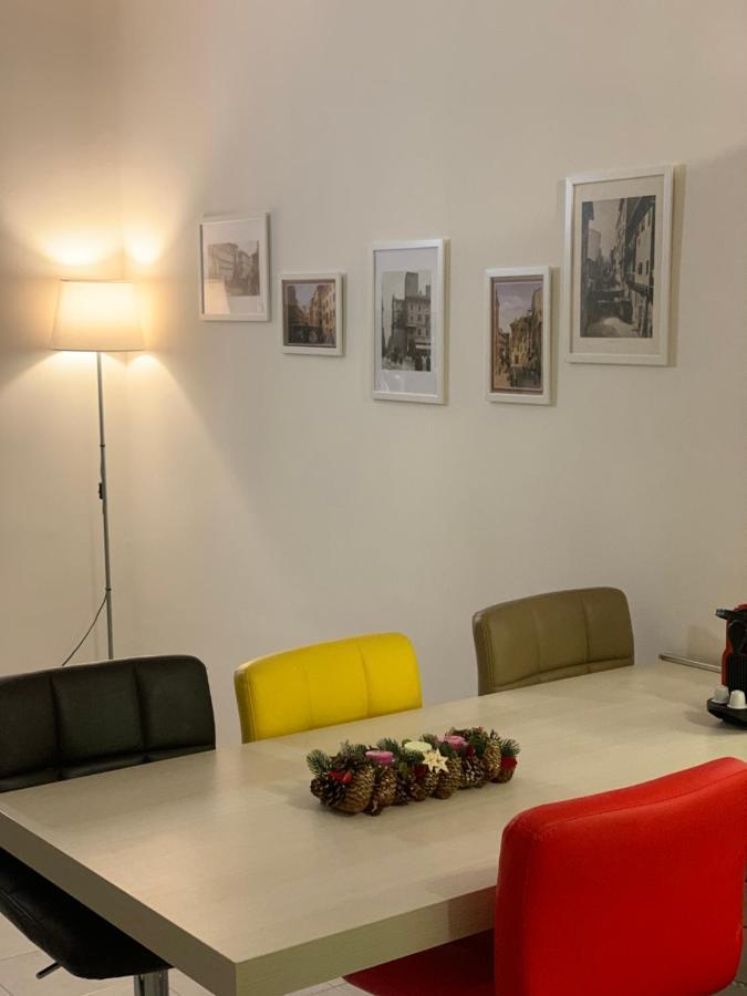 Bolo Guesthouse โบโลญญา ภายนอก รูปภาพ