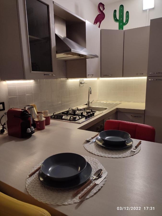 Bolo Guesthouse โบโลญญา ภายนอก รูปภาพ